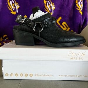 Blowfish Black Textured Mules